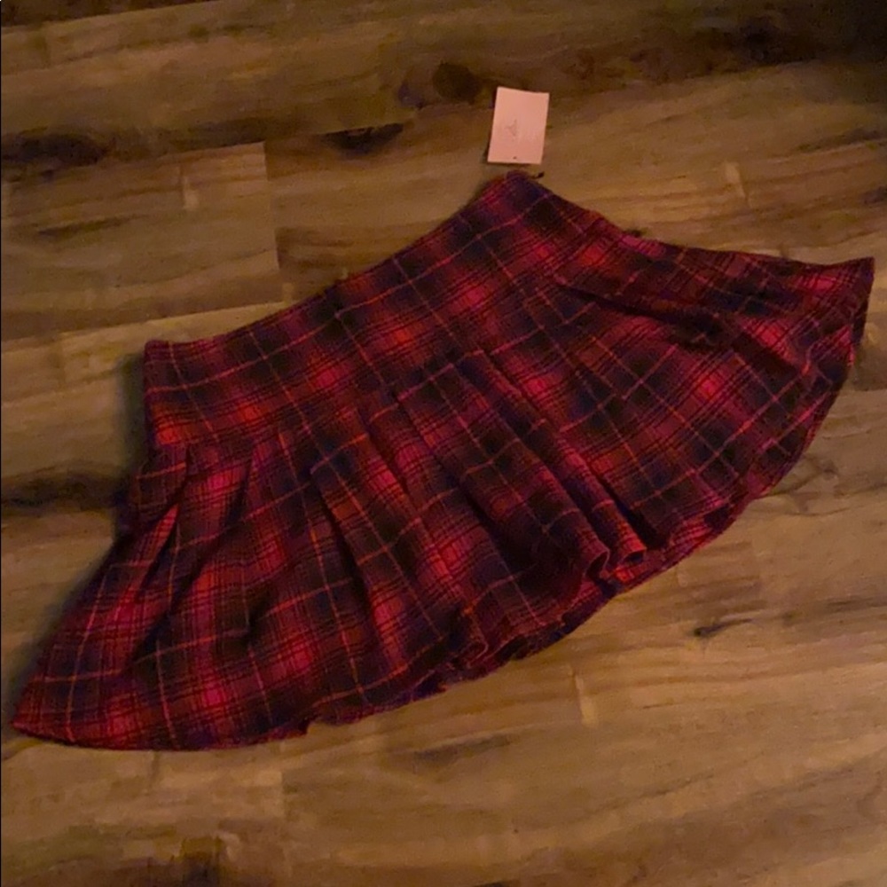 Forever 21 pleaded school skirt size 30